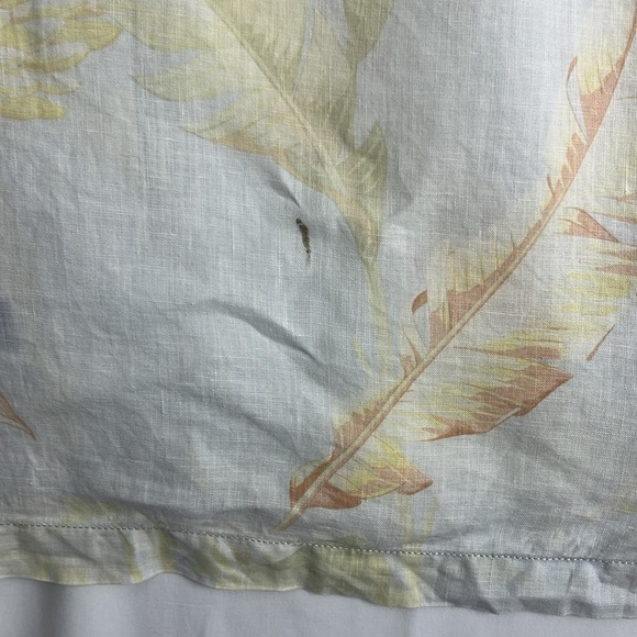 Tommy Bahama Linen Blend Cool Summer Floral Shirt - Picture 9 of 9